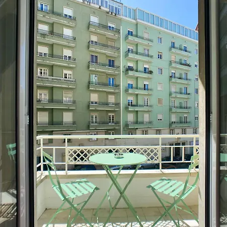 Downtown Stylish Lisbona