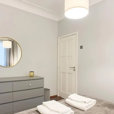 Apartman Downtown Stylish *